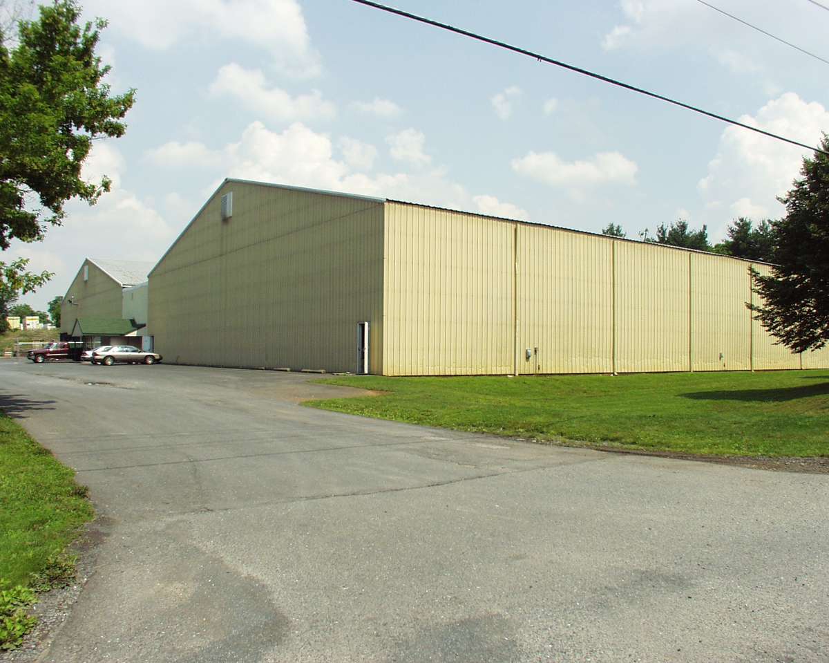 150 Silver Spring Rd, Mechanicsburg, PA for sale Primary Photo- Image 1 of 1