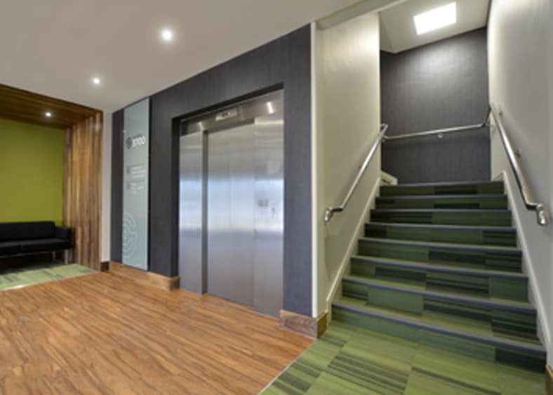 Parkway, Fareham to rent Interior Photo- Image 1 of 4