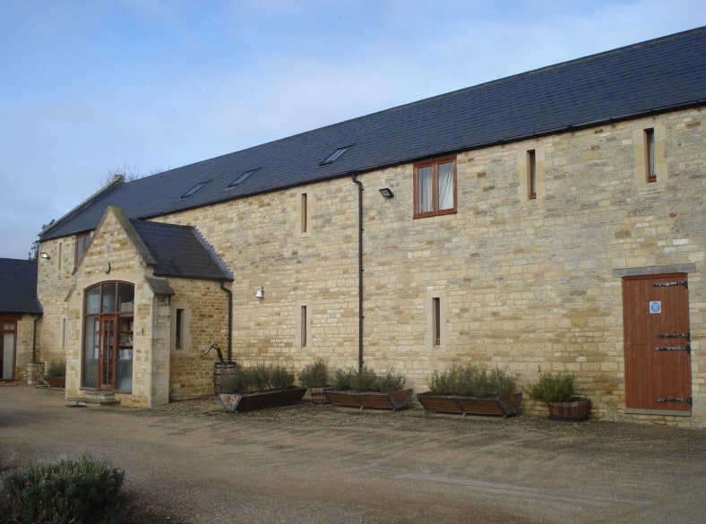Crown Ln, Tinwell to rent Primary Photo- Image 1 of 2