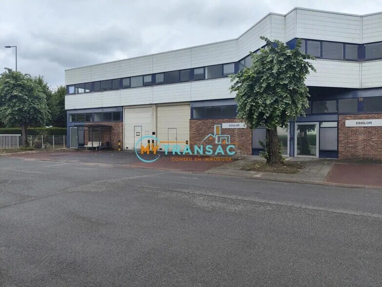 Light Industrial in Bonneuil-sur-Marne to rent - Building Photo - Image 1 of 8