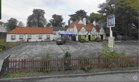 29 Windsor Rd, Staines to rent - Building Photo - Image 2 of 7