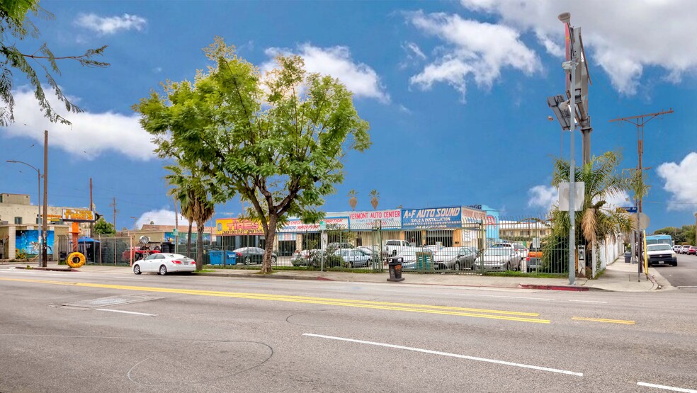 2241 S Vermont Ave, Los Angeles, CA for sale - Building Photo - Image 3 of 9