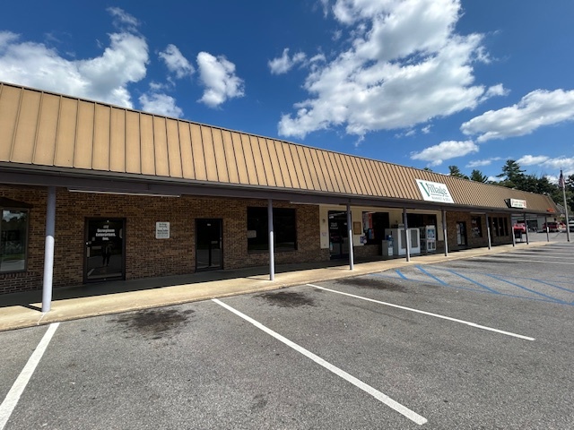 1805 East Side Hwy, Crimora, VA for rent - Building Photo - Image 1 of 11