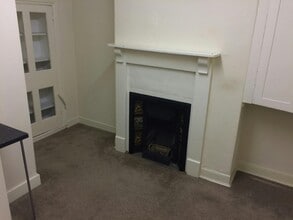 21A Berriew St, Welshpool to rent Interior Photo- Image 2 of 4