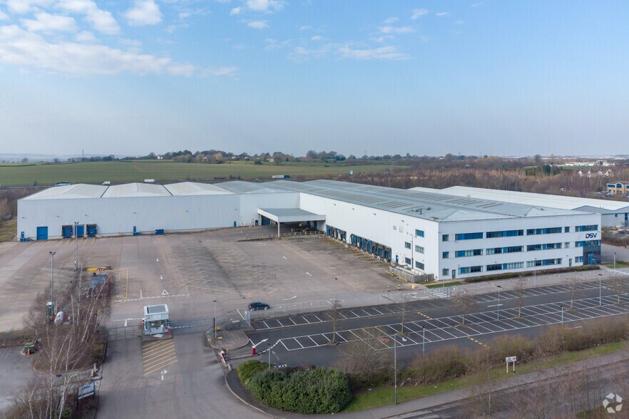 Trinity Rd, Tamworth for sale - Primary Photo - Image 1 of 1