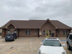 1125 W Highway 152, Mustang, OK for sale Building Photo- Image 1 of 1