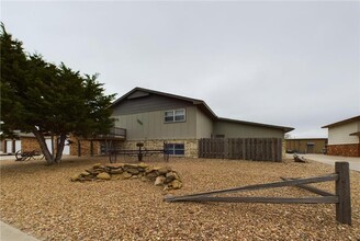 1920 Harding Ave, Garden City, KS for sale Primary Photo- Image 1 of 7