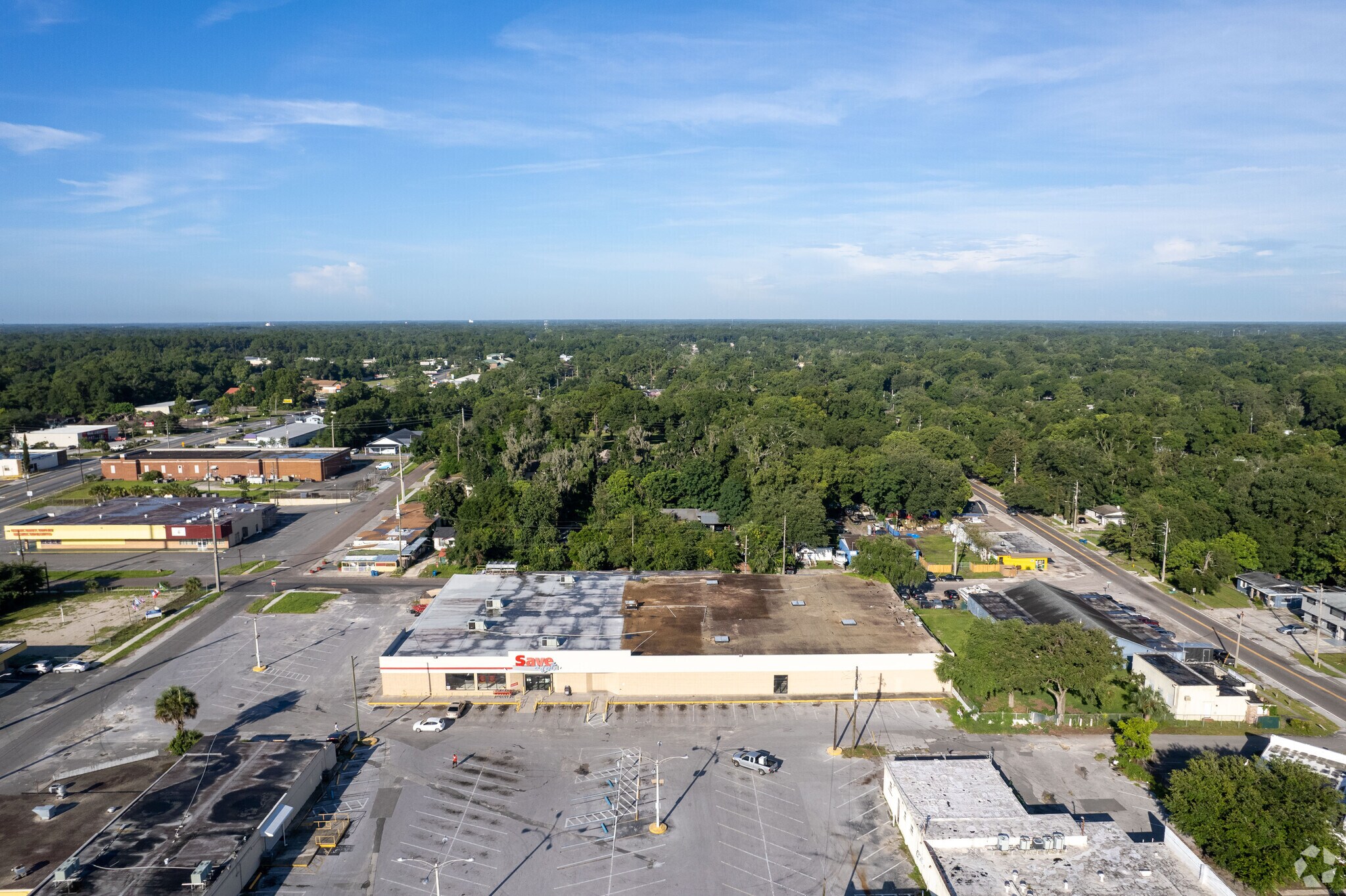 8000 Lem Turner Rd, Jacksonville 32208 Nationally Anchored Shopping