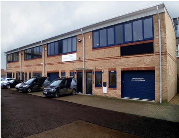 5-8 Porters Wood, St Albans for sale Building Photo- Image 1 of 1