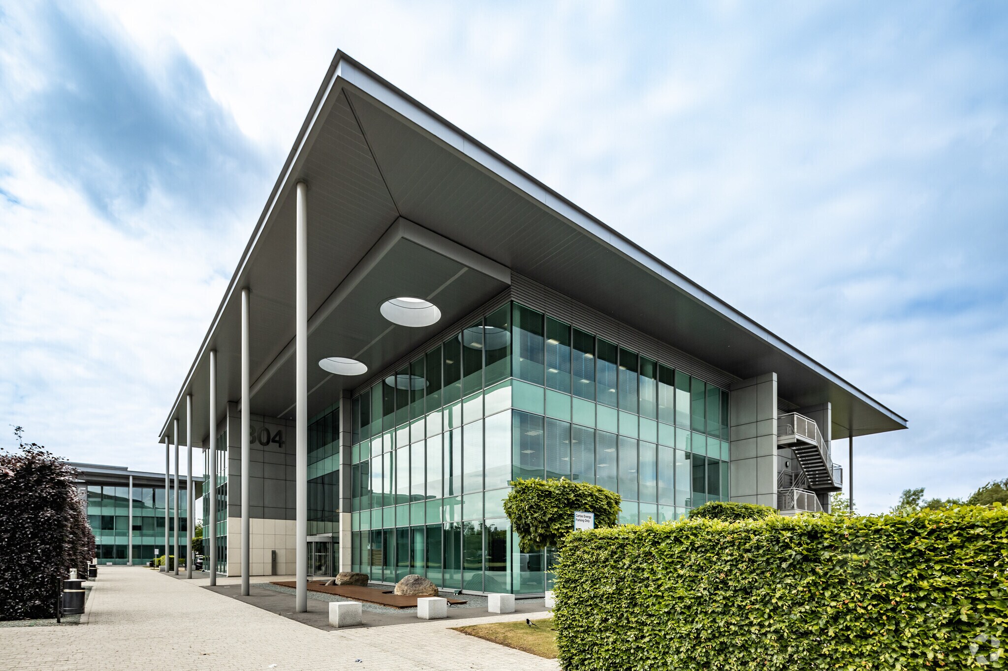 304 Bridgewater Pl, Warrington for sale Primary Photo- Image 1 of 1