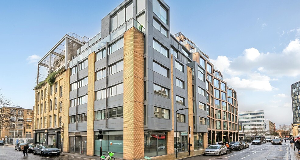 47 Paul St, London to rent - Building Photo - Image 3 of 9