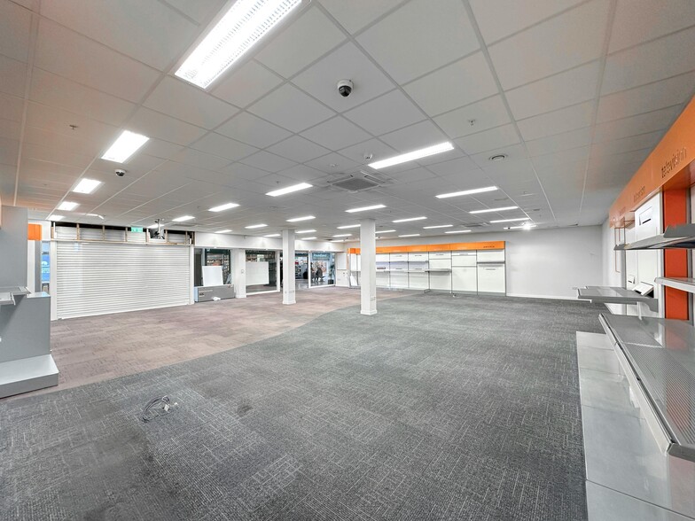 High St, Dumfries to rent - Building Photo - Image 3 of 20
