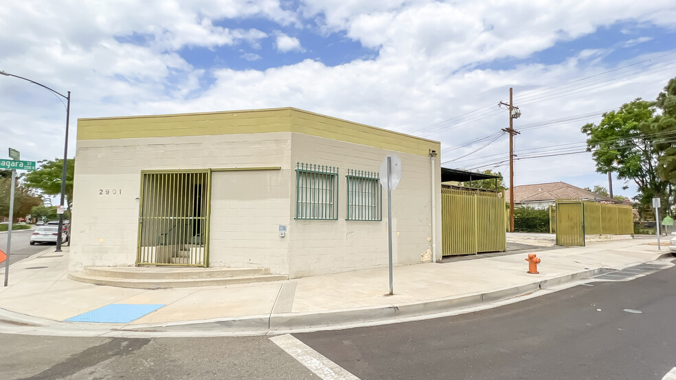 2901 W Empire Ave, Burbank, CA for sale - Building Photo - Image 1 of 1