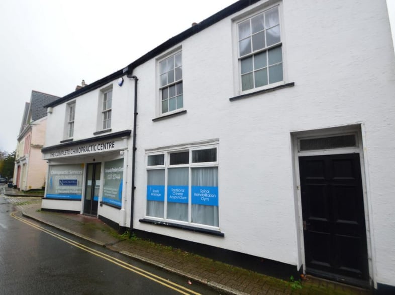 30 Litchdon St, Barnstaple for sale - Building Photo - Image 2 of 8