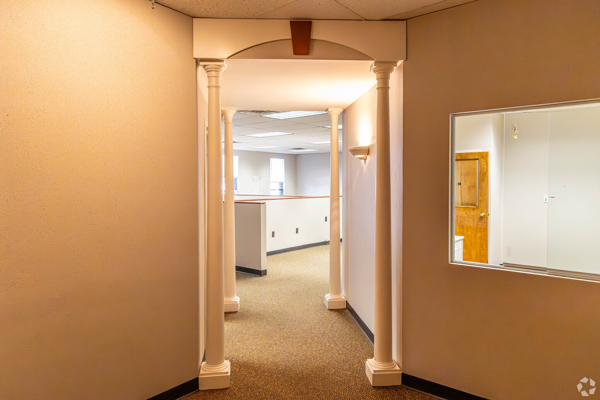 2444 Morris Ave, Union Township, NJ to rent Interior Photo- Image 1 of 8