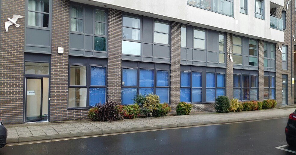 College St, Southampton to rent - Building Photo - Image 1 of 4
