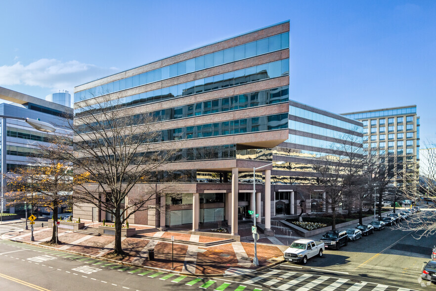 400 Virginia Ave SW, Washington, DC for rent - Building Photo - Image 1 of 14