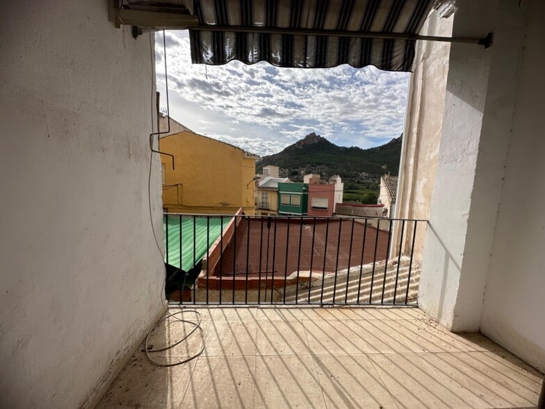 Retail in Cieza to rent - Interior Photo - Image 3 of 13