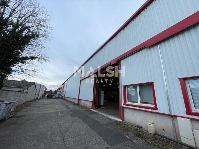 Industrial in Messimy to rent - Building Photo - Image 2 of 3