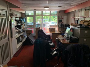 186 Meadow Head, Sheffield to rent Interior Photo- Image 1 of 3