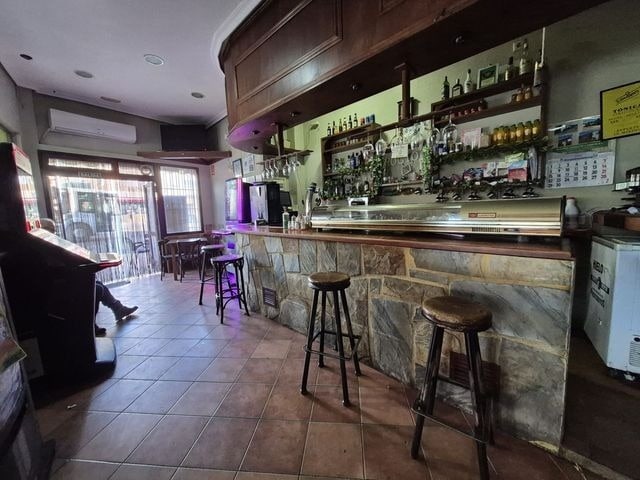 Paseo Recoletos, 37, El Tiemblo, AVI 05270 - Unit L1 -  - Interior Photo - Image 1 of 2