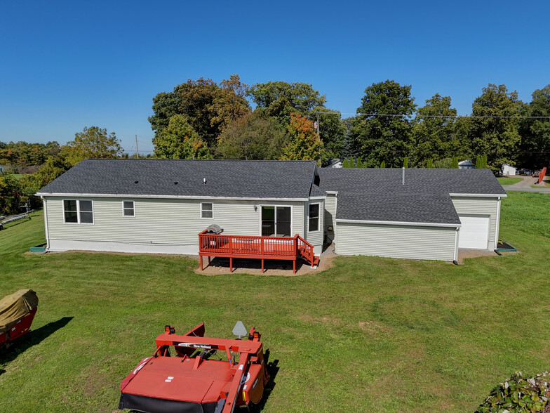 1262 Fitzpatrick Rd, Auburn, NY for sale - Building Photo - Image 3 of 96