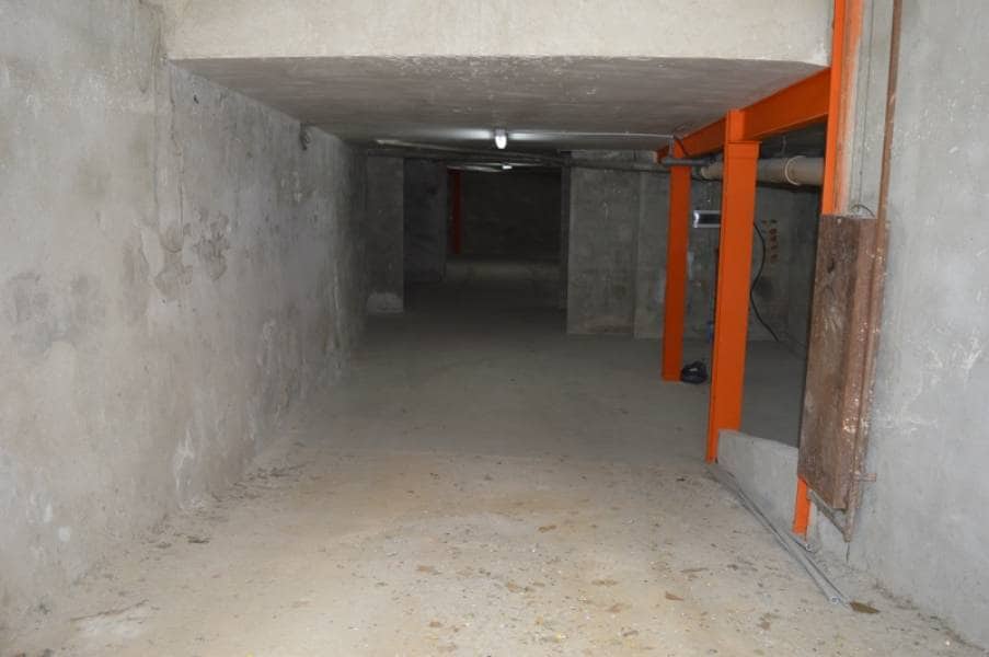 Retail in Castellar del Vallès, Barcelona to rent Interior Photo- Image 1 of 16