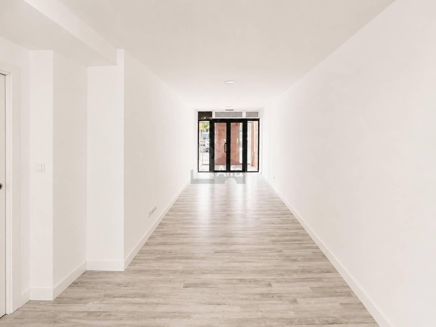 Office in Azuqueca de Henares, Guadalajara to rent Interior Photo- Image 1 of 6