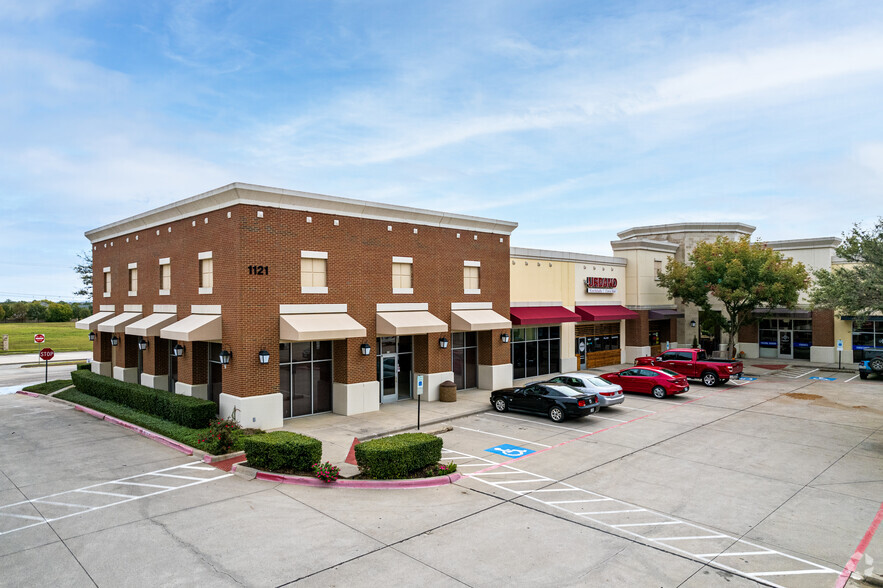 1101-1221-3 Morriss/Gerault Rd, Flower Mound, TX for rent - Building Photo - Image 1 of 24