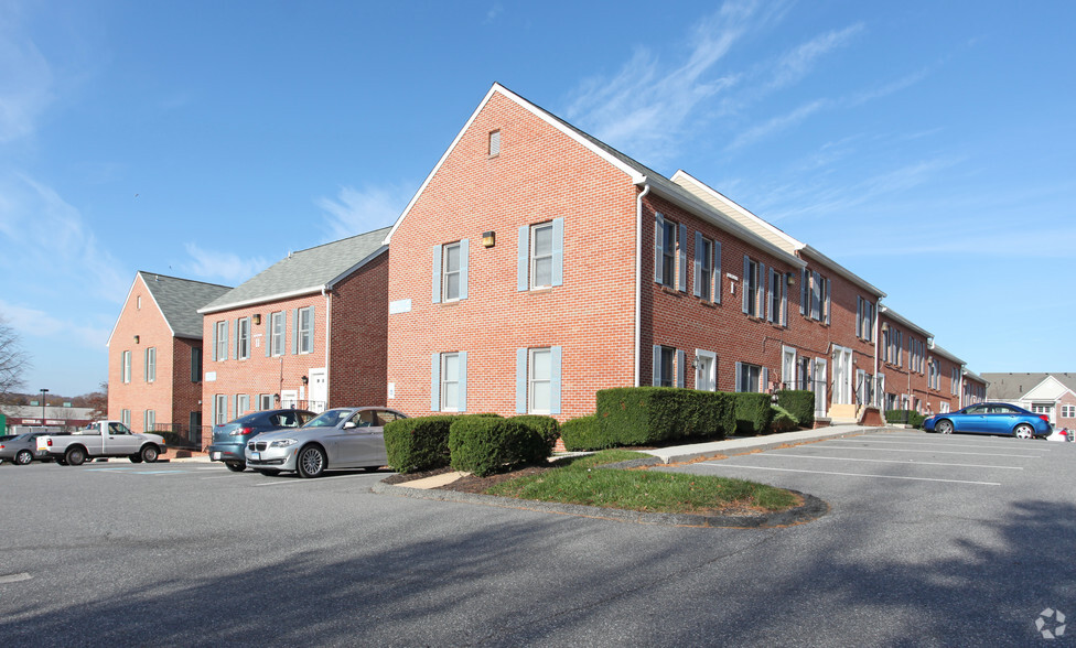 260 Gateway Dr, Bel Air, MD for rent - Building Photo - Image 1 of 4