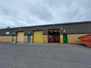125 Main Rd, Fairlie to rent Building Photo- Image 1 of 5