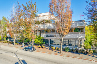 620 Royal Ave, New Westminster, BC for rent Building Photo- Image 1 of 5