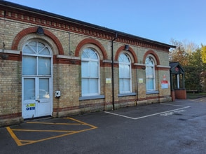 Lea Rd, Gainsborough to rent Building Photo- Image 2 of 3