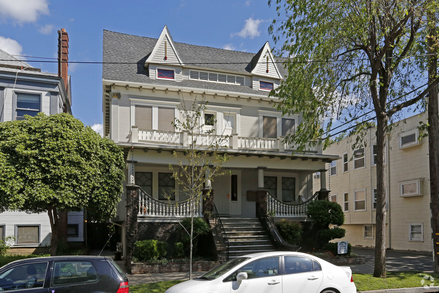 715 17th St, Sacramento, CA for sale - Primary Photo - Image 1 of 1