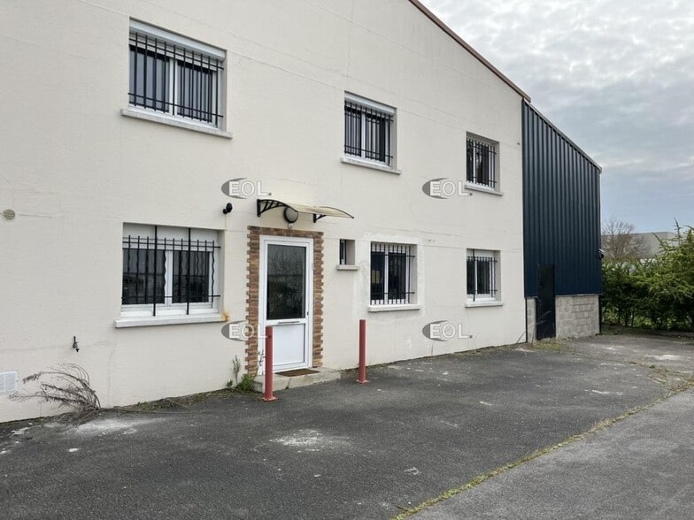 Light Industrial in Argenteuil for sale - Building Photo - Image 2 of 11