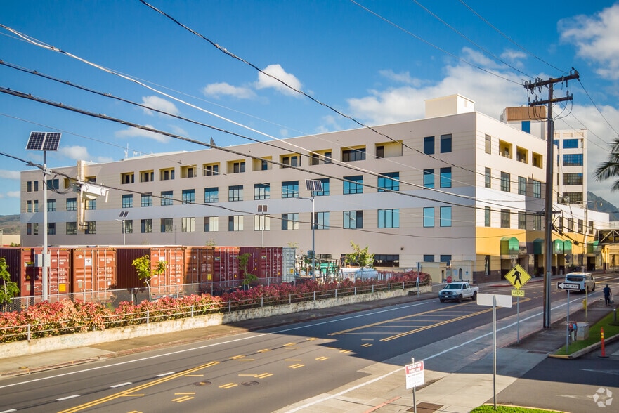 650 Iwilei Rd, Honolulu, HI to rent - Building Photo - Image 3 of 18