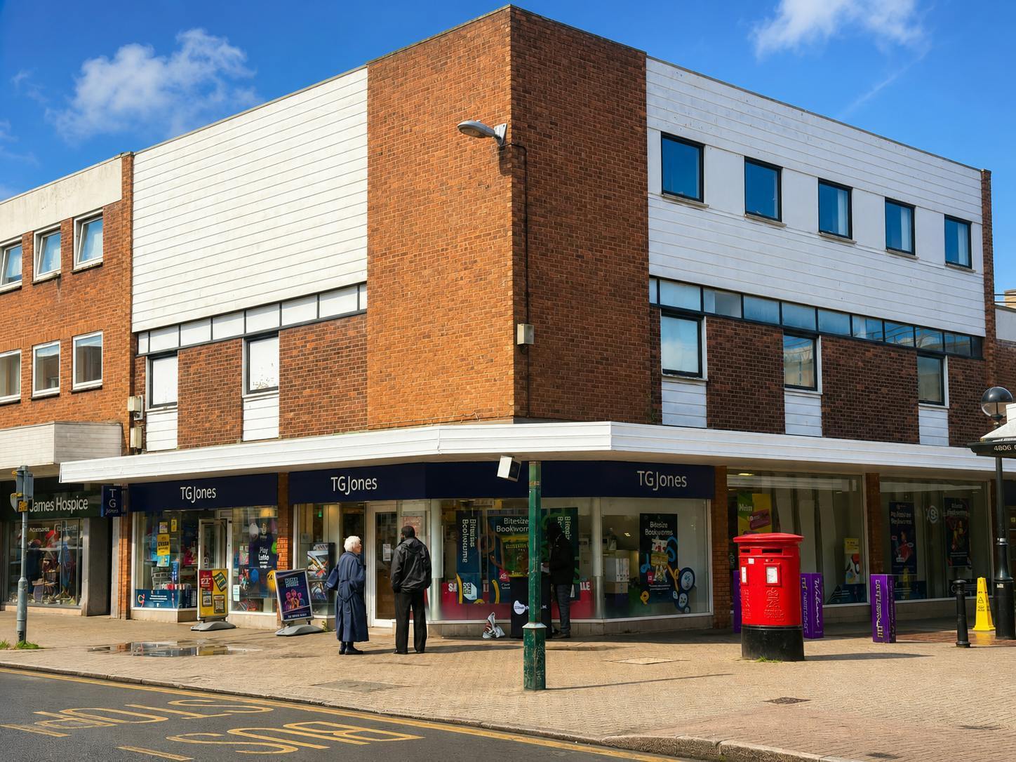 27 Church Rd, Burgess Hill to rent Building Photo- Image 1 of 10