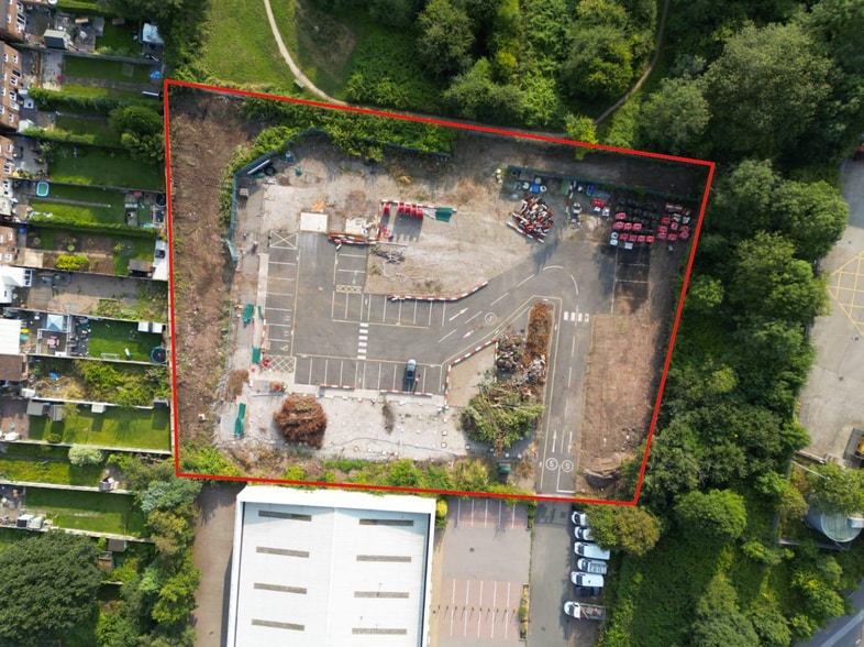 47 Kingsway Park Close, Derby to rent - Aerial - Image 2 of 11