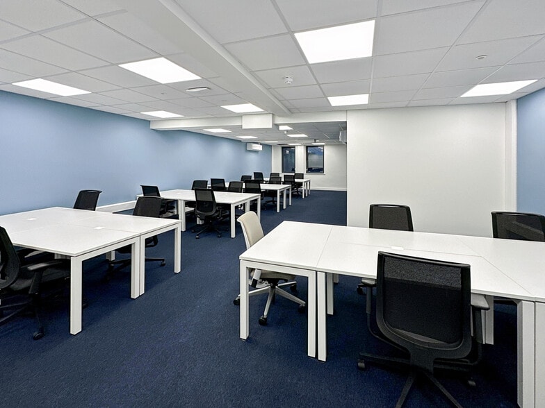 Humber Ave, Coventry to rent - Interior Photo - Image 1 of 8