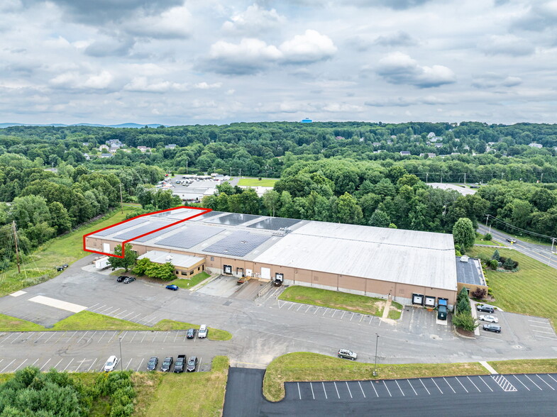 35 Industrial Dr, East Longmeadow, MA for rent - Building Photo - Image 1 of 5