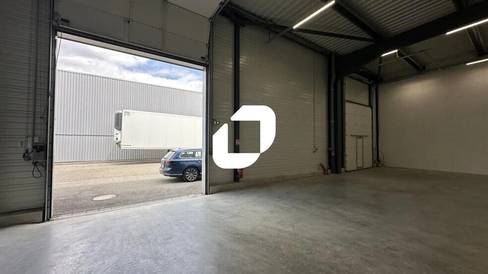 2 Avenue De L'Energie, Bischheim to rent - Interior Photo - Image 2 of 62