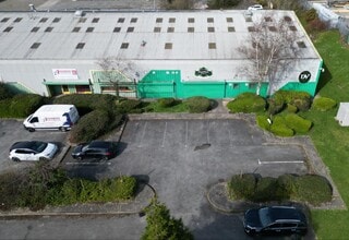 Llwyn Y Graig, Swansea to rent Building Photo- Image 1 of 8