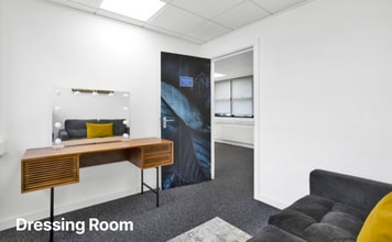 Waxlow Rd, London to rent Interior Photo- Image 2 of 5