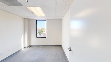 1590 N Rand Rd, Palatine, IL for rent Building Photo- Image 1 of 18