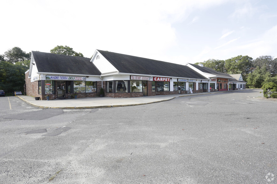 4747 Nesconset Hwy, Port Jefferson Station, NY for rent - Primary Photo - Image 1 of 12