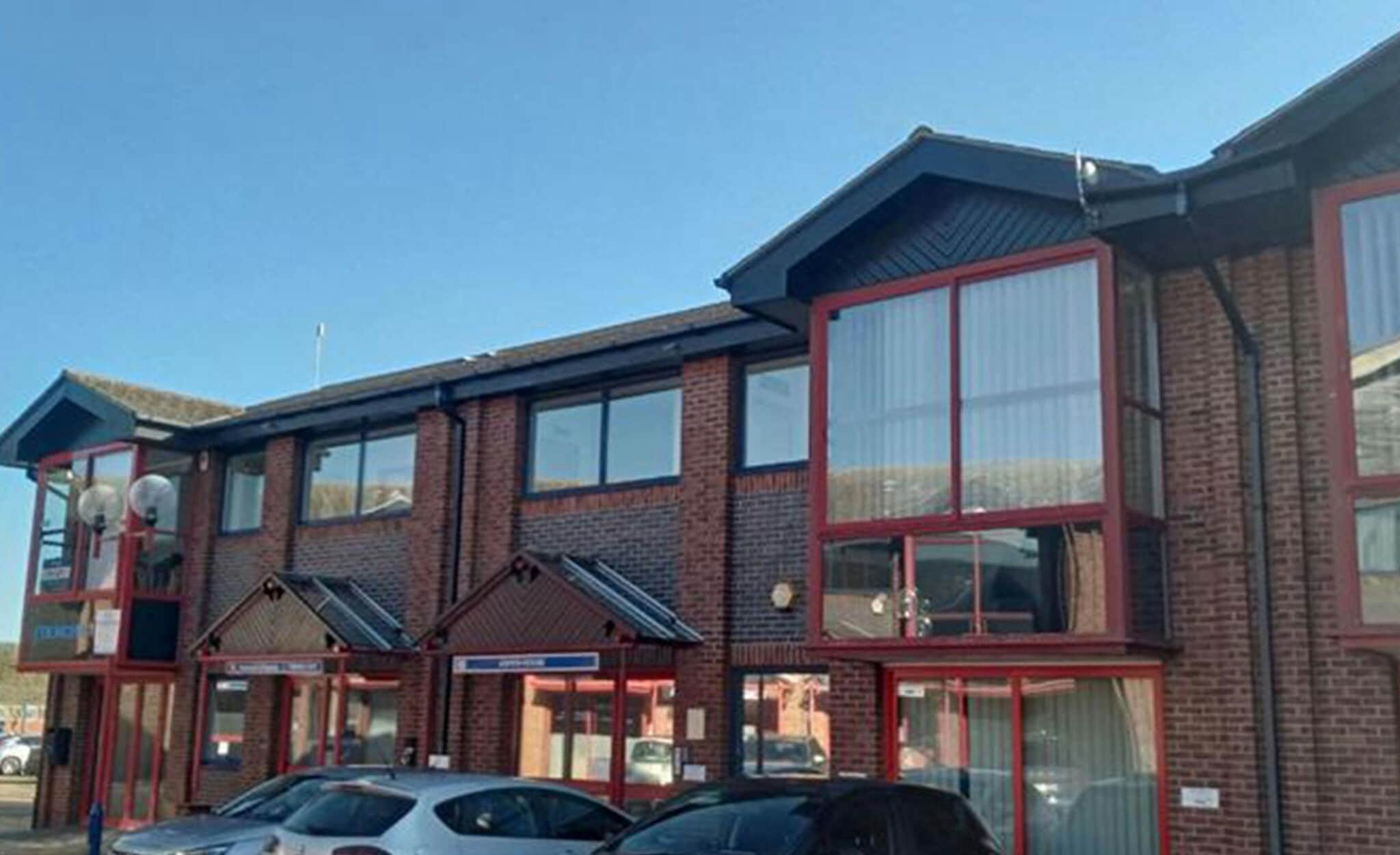 Henwood, Ashford to rent Primary Photo- Image 1 of 1