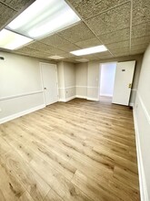 2972-2976 Penwick Ln, Dunkirk, MD for rent Interior Photo- Image 2 of 2