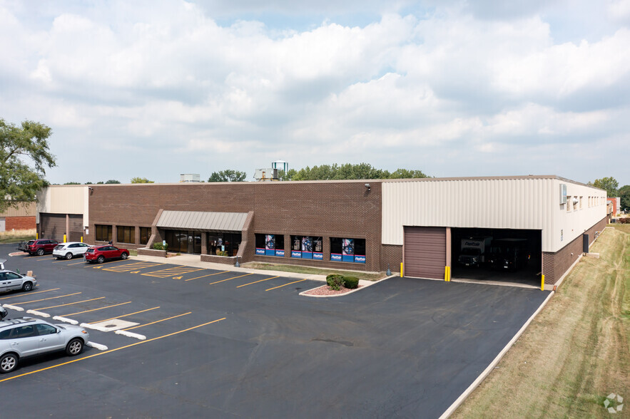 7630 S Madison St, Willowbrook, IL for rent - Building Photo - Image 2 of 6