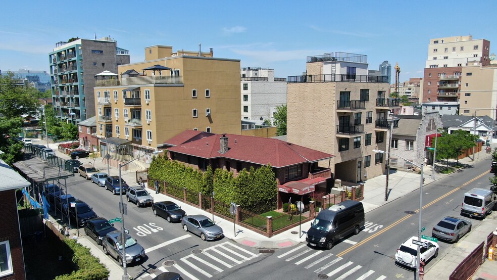 401 Ocean View Ave, Brooklyn, NY for sale - Building Photo - Image 1 of 1