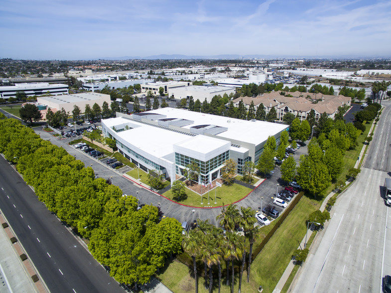 3401 Del Amo Blvd, Torrance, CA for sale - Aerial - Image 1 of 31